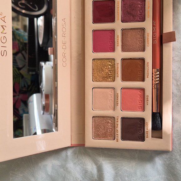 Sigma cosmetics lot - Picture 15 of 16